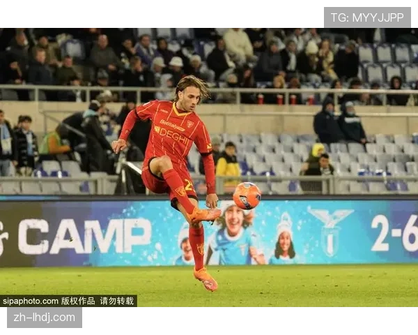 朗斯中场托万连续当选月度最佳 成黑马崛起关键引擎